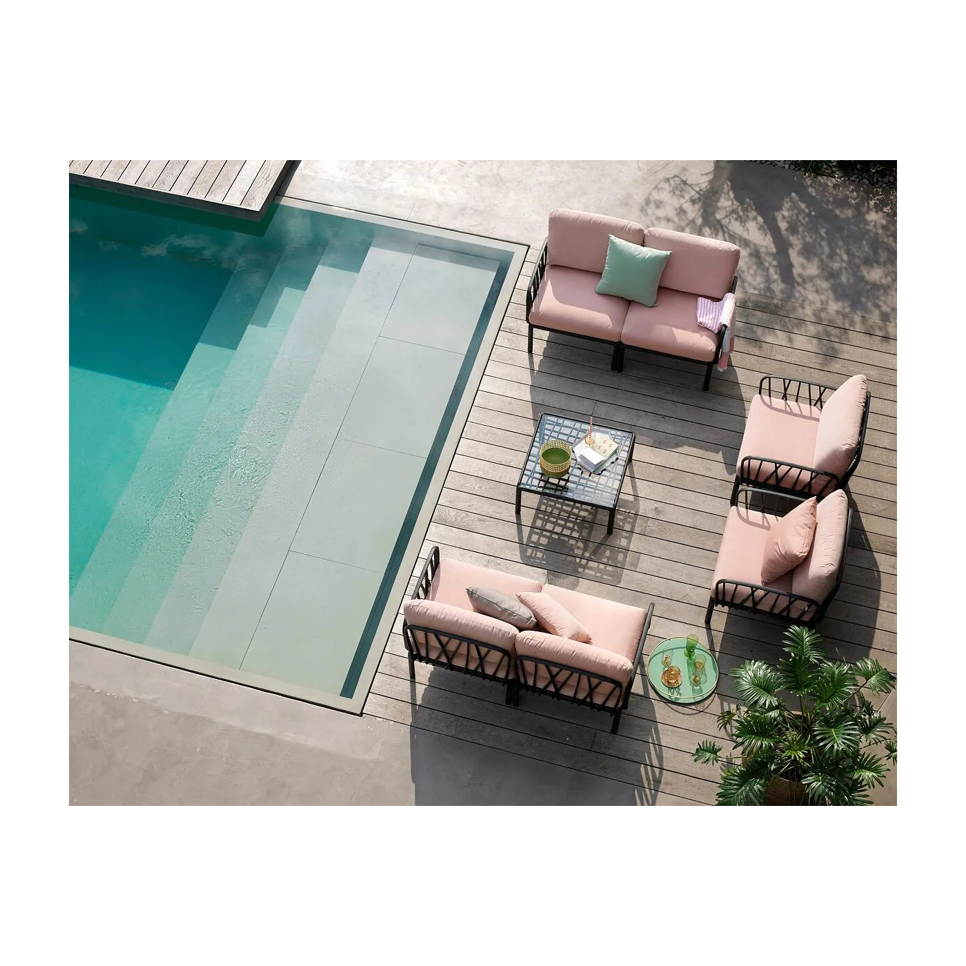 PASSEPARTOUT THE VERDE CUSHION