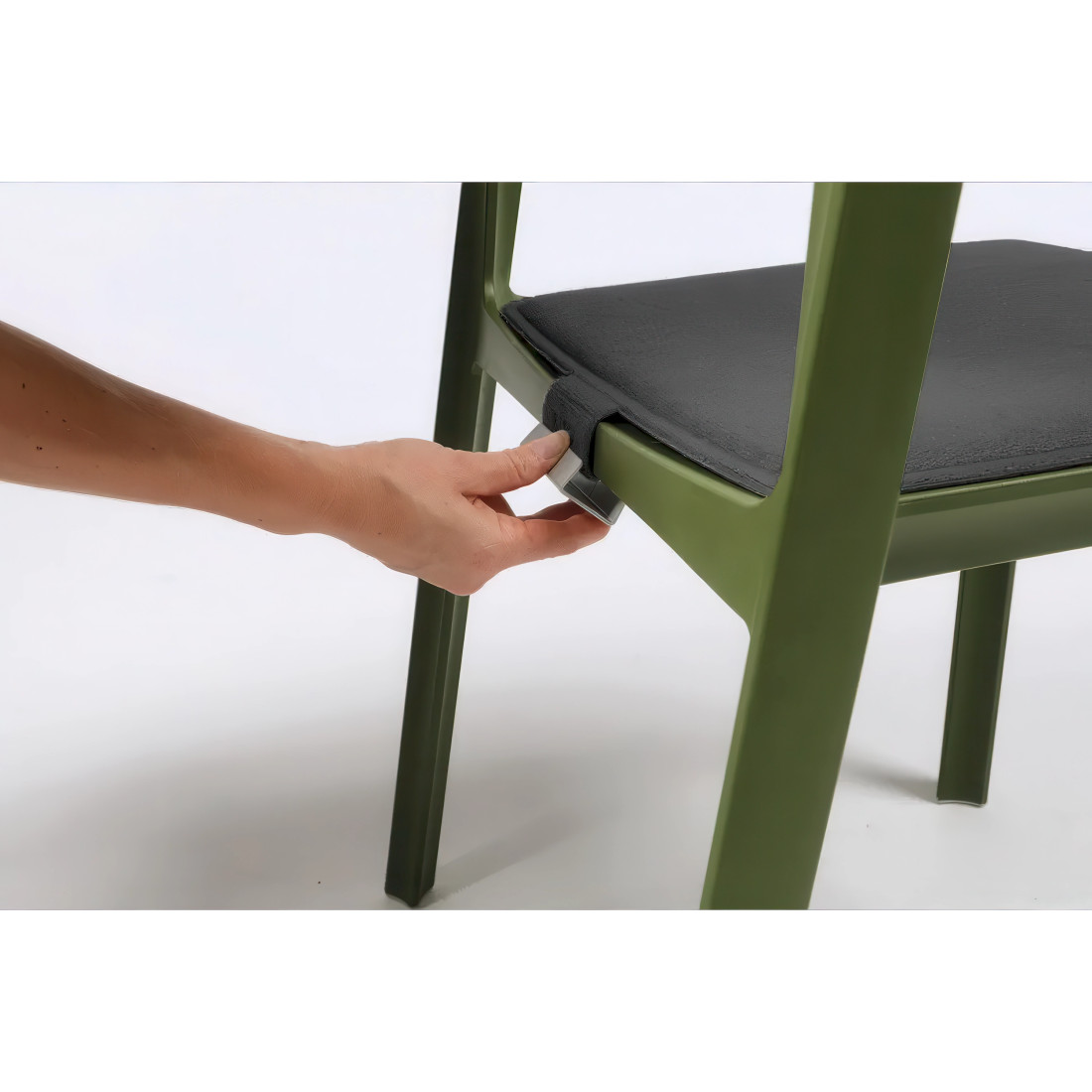 TRILL GRAFITE CUSHION