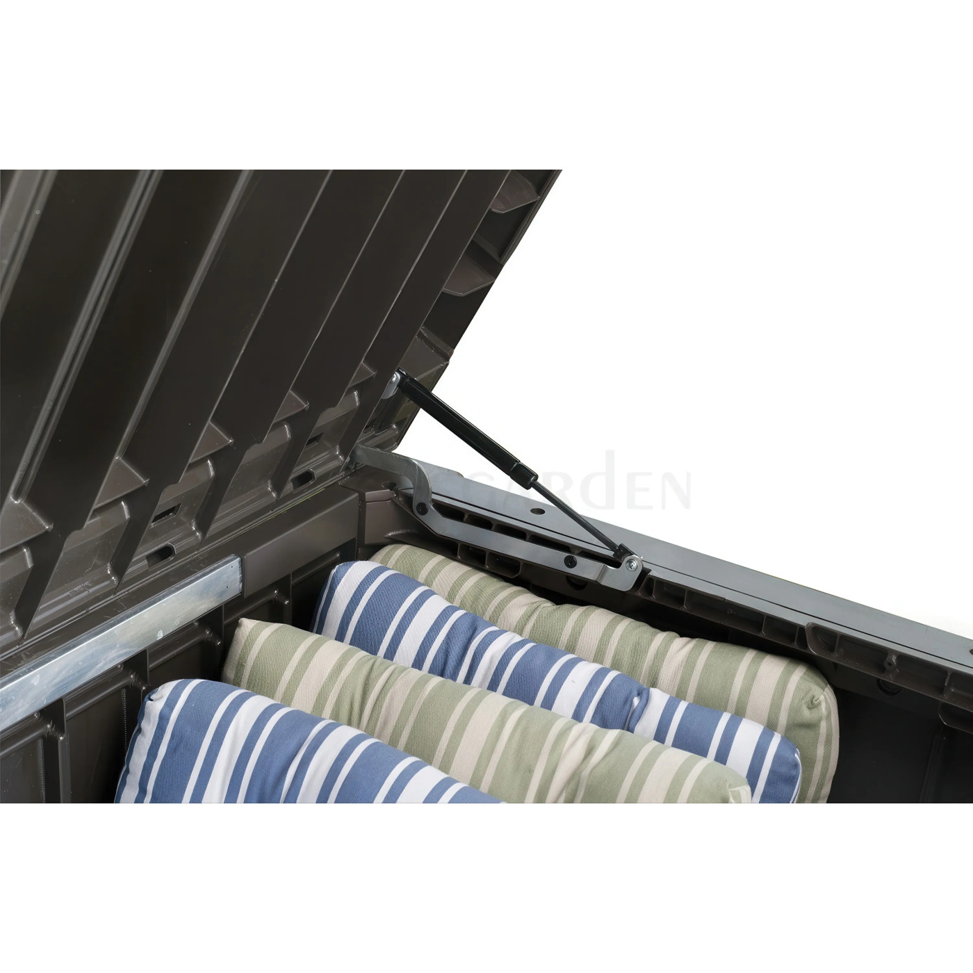 ROCKWOOD BROWN CHEST