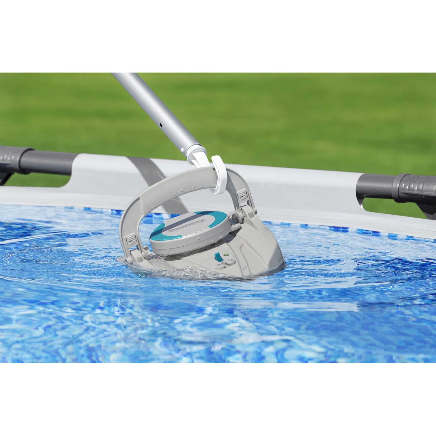 AQUATRONIX G100 BESTWAY ROBOT VACUUM CLEANER 58864